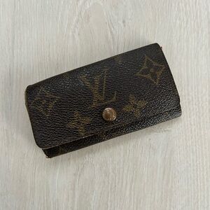 Vintage Louis Vuitton key holder